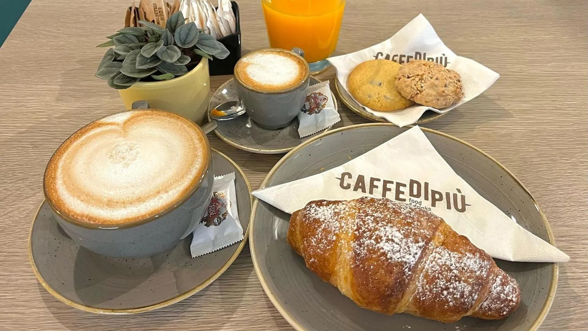 サロ Residenza Dipiu Bed & Breakfast 0*,  イタリア