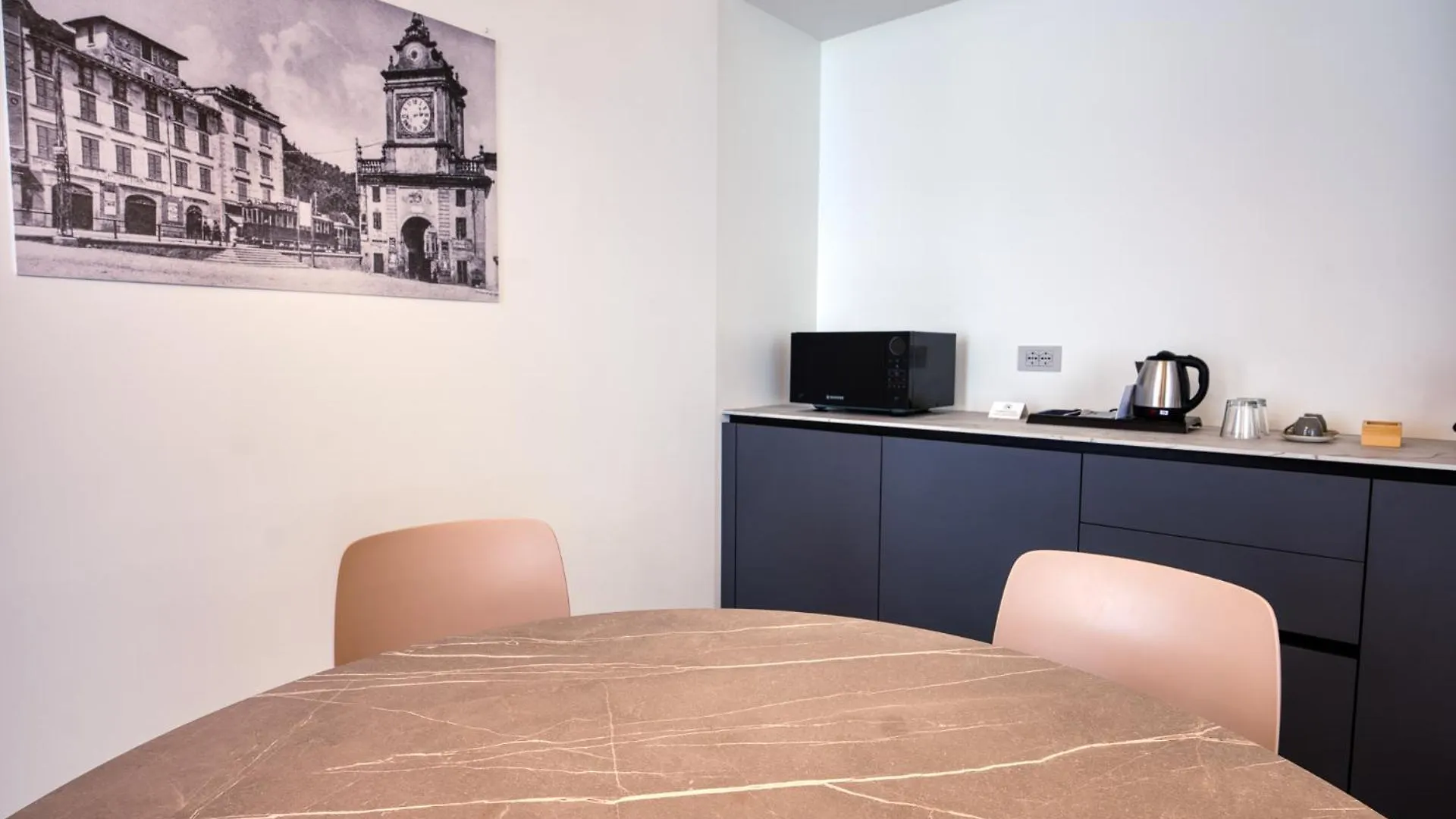 Residenza Dipiu Bed & Breakfast Salò